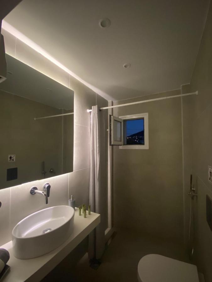 Euphoria Blue Studio Apartments Artemida  Luaran gambar
